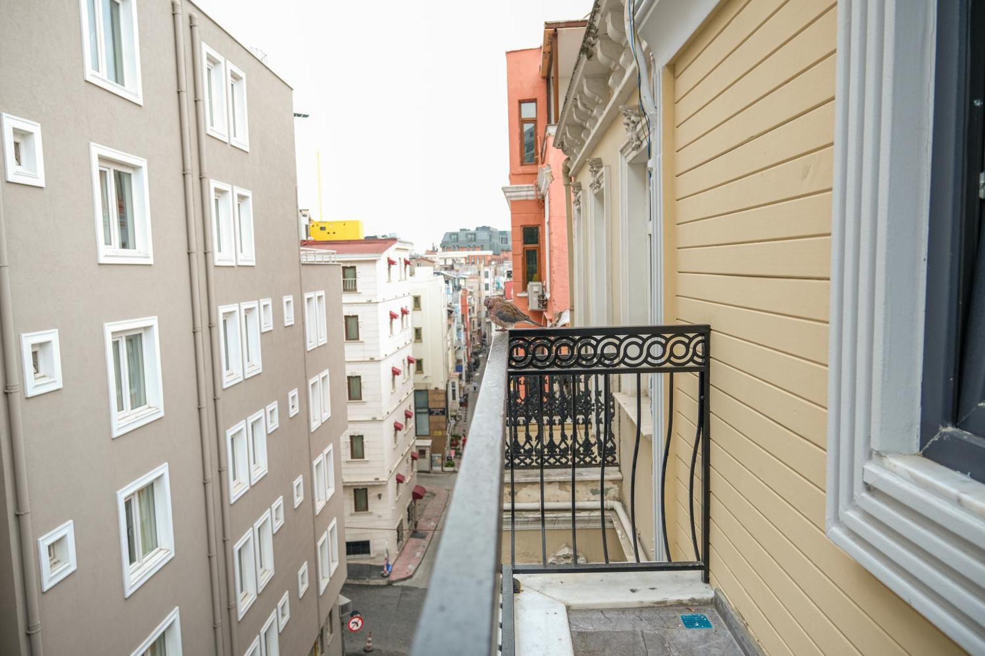 Yellow Mansion Стамбул Экстерьер фото